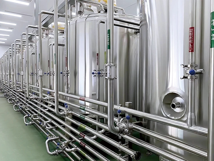 Intop heeft voor een klant in Vietnam een ​​melk- en yoghurtproductielijn gemaakt